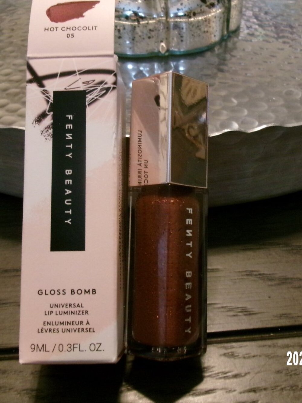 NEW FENTY BEAUTY GLOSS BOMB HOT CHOCOLIT FANTASY UNIVERSAL LIP LUMINIZER